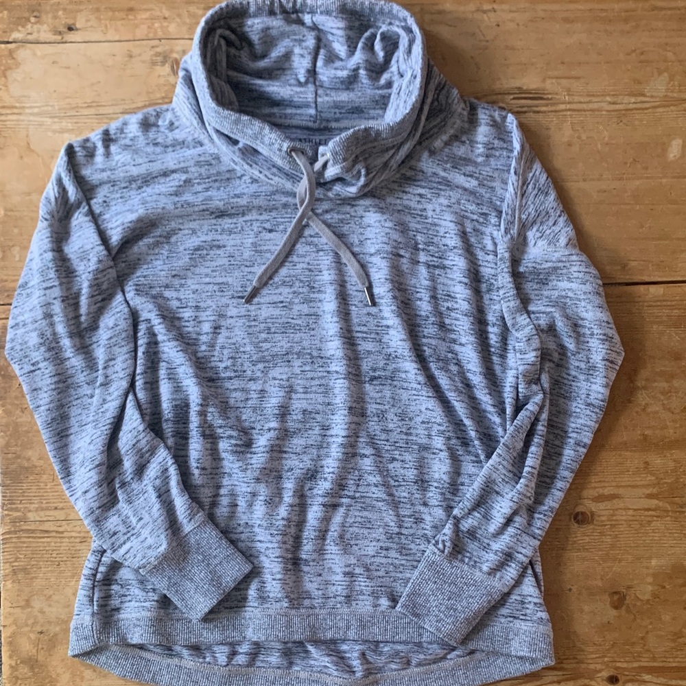 Athleta Heathered  Blue Grey Funnel Neck Athleisure performance Knit Pullover
